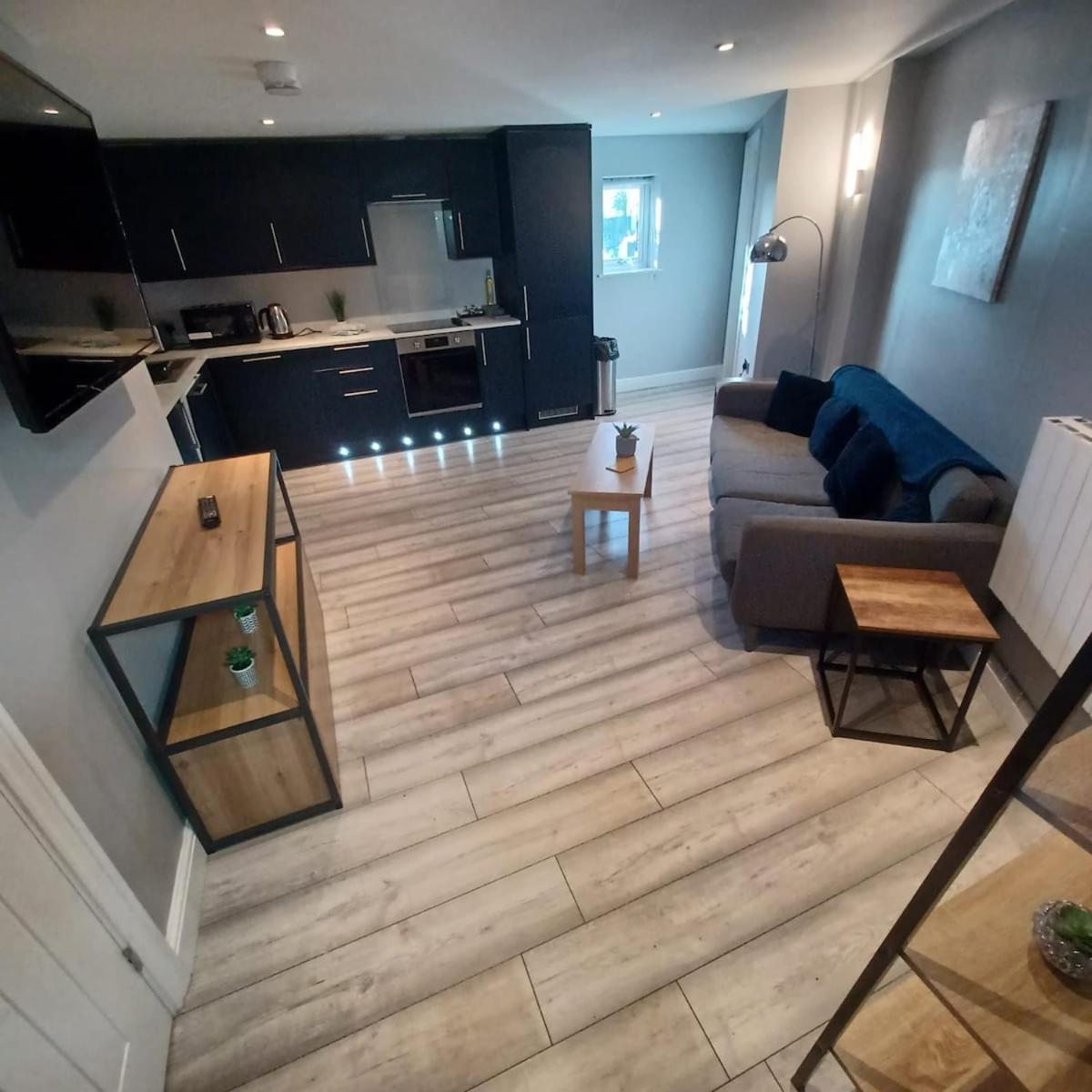 Stylish & Cosy- Brand New 1b With Parking Appartement