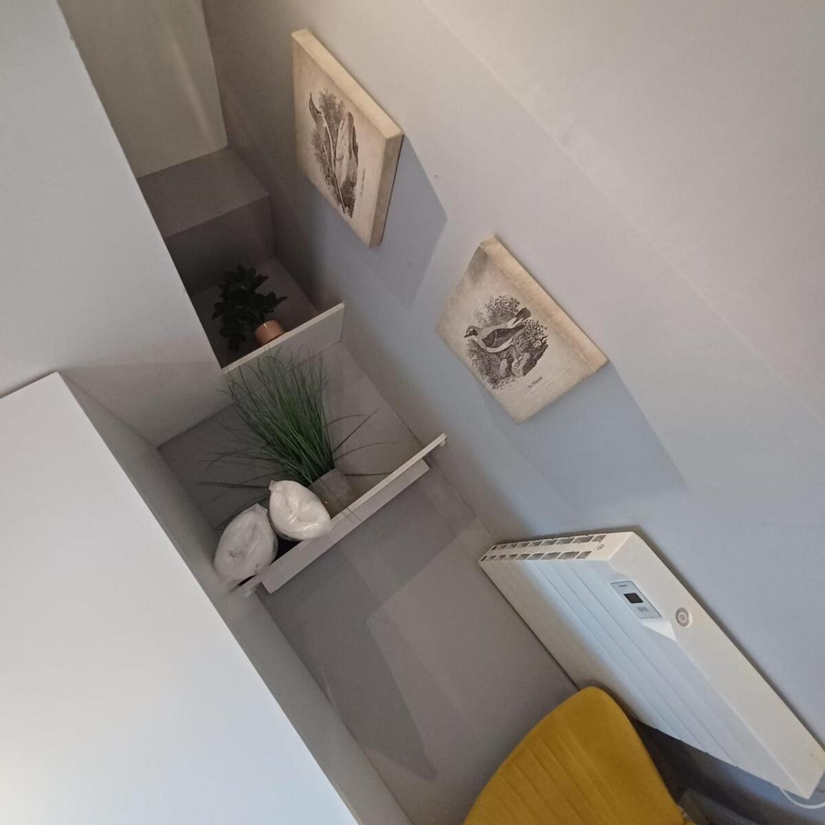 Stylish & Cosy- Brand New 1b With Parking Appartement