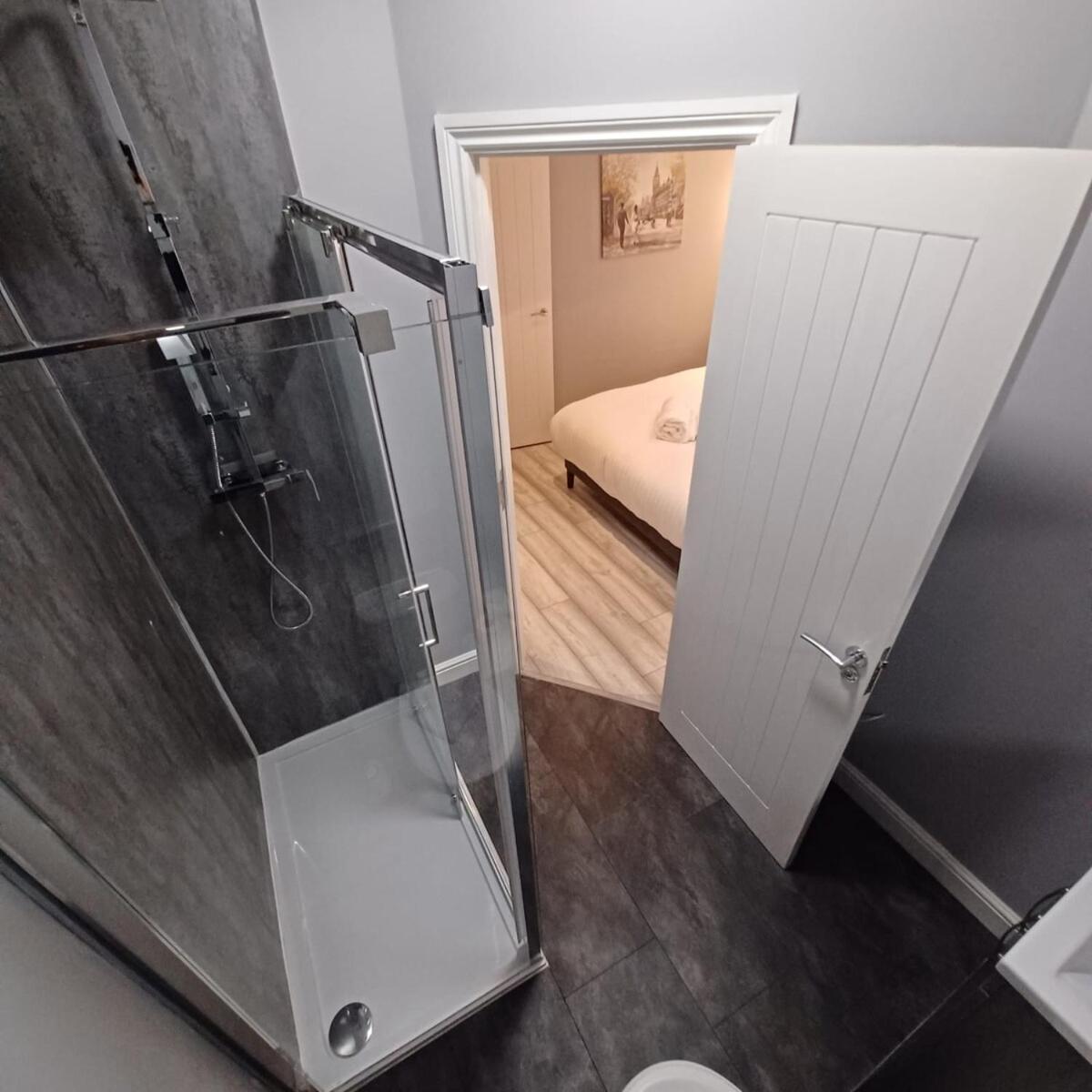 Stylish & Cosy- Brand New 1b With Parking Appartement